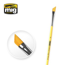 Ammo by Mig - 6 SYNTHETIC ANGLE BRUSH